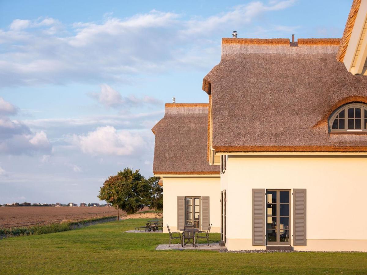 Reetland Am Meer - Premium Reetdachvilla Mit 3 Schlafzimmern, Sauna Und Kamin E05 Dranske Esterno foto